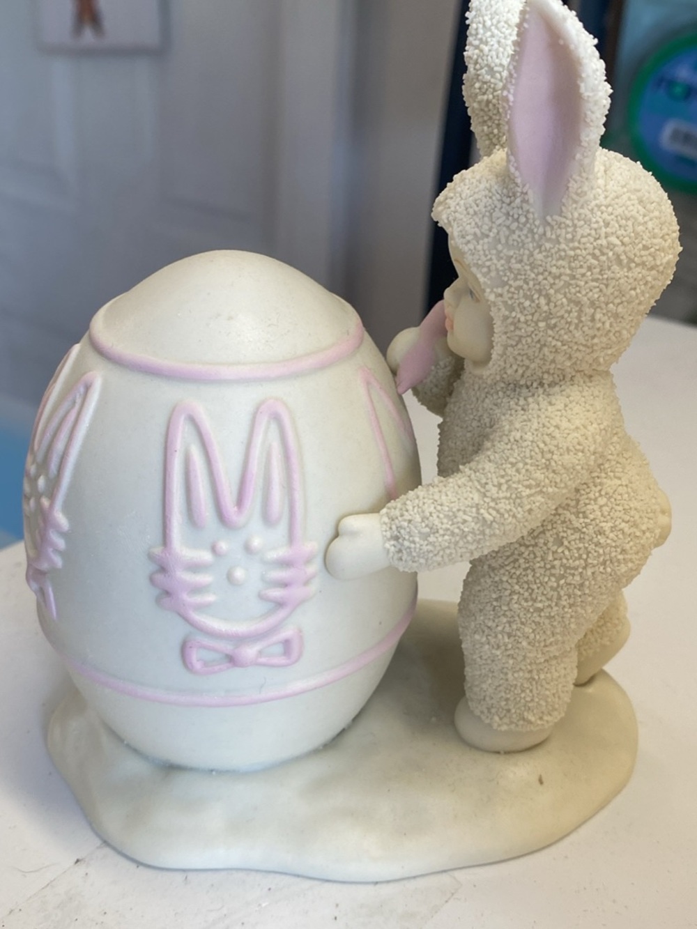 Snow Babies Dept 56 Easter Bunny Figurine with Pink Trim Egg